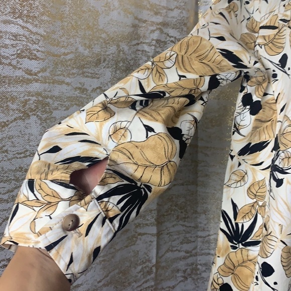 VINTAGE🧚‍♀️CREAM/TAN floral print cotton blend women’s jacket size 8 - Picture 5 of 10